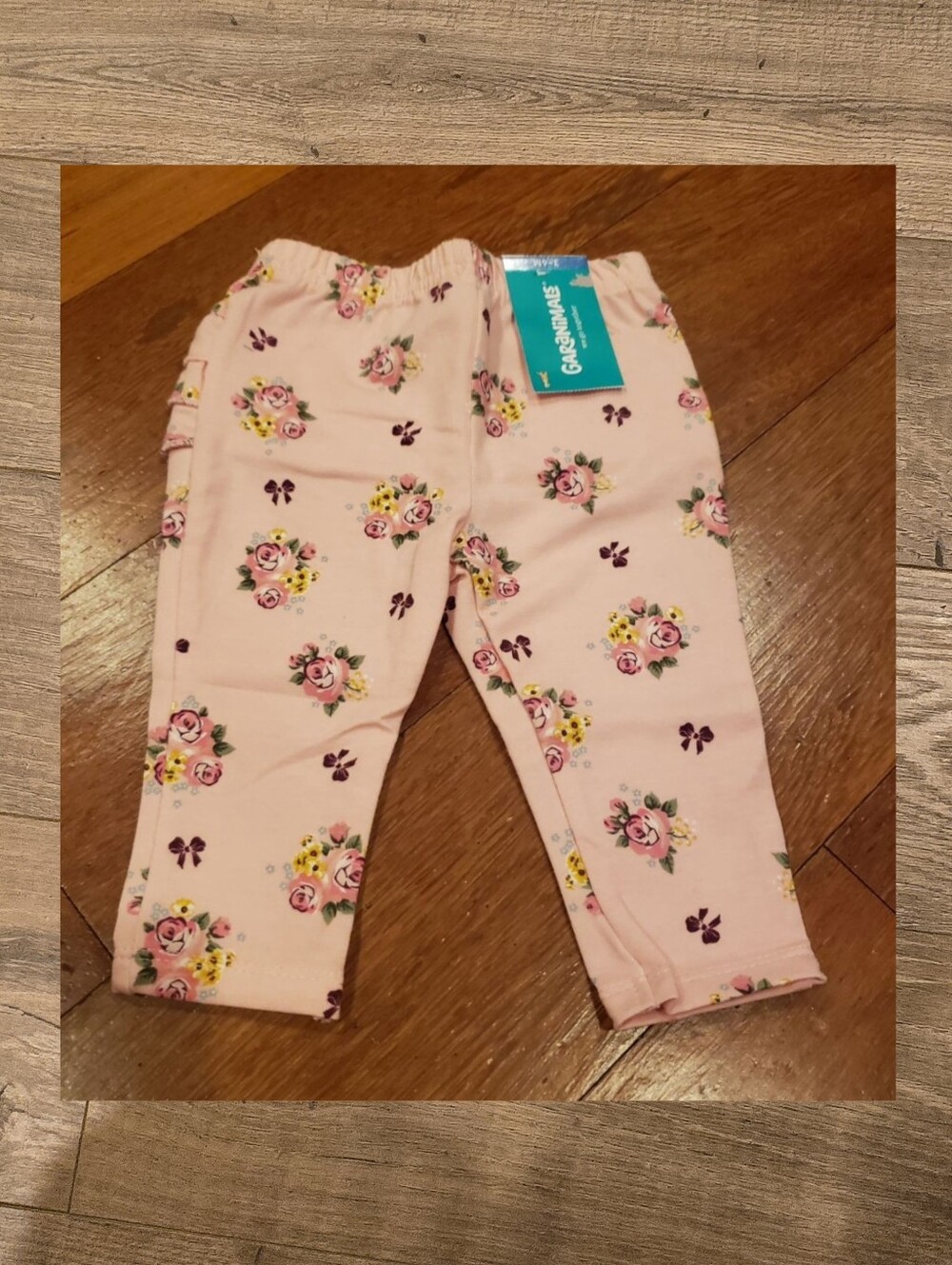 NWT Baby girls ruffle butt pink roses floral leggings size 3-6mos - Picture 2 of 3